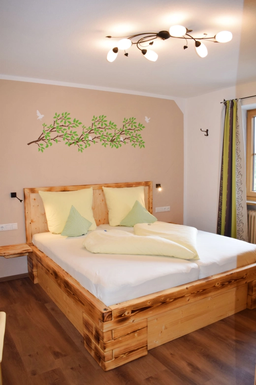 Schlafzimmer Baumkrone